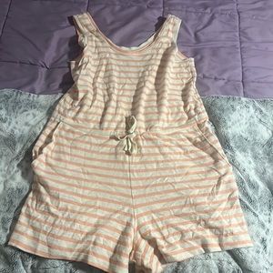 Old Navy coral and cream striped romper. Tie front w/pockets. nwt